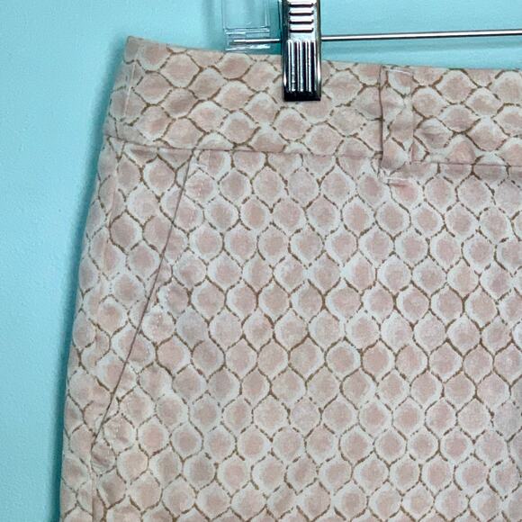 LOFT Pink Snakeskin 4" Shorts Size 10 - Picture 2 of 6